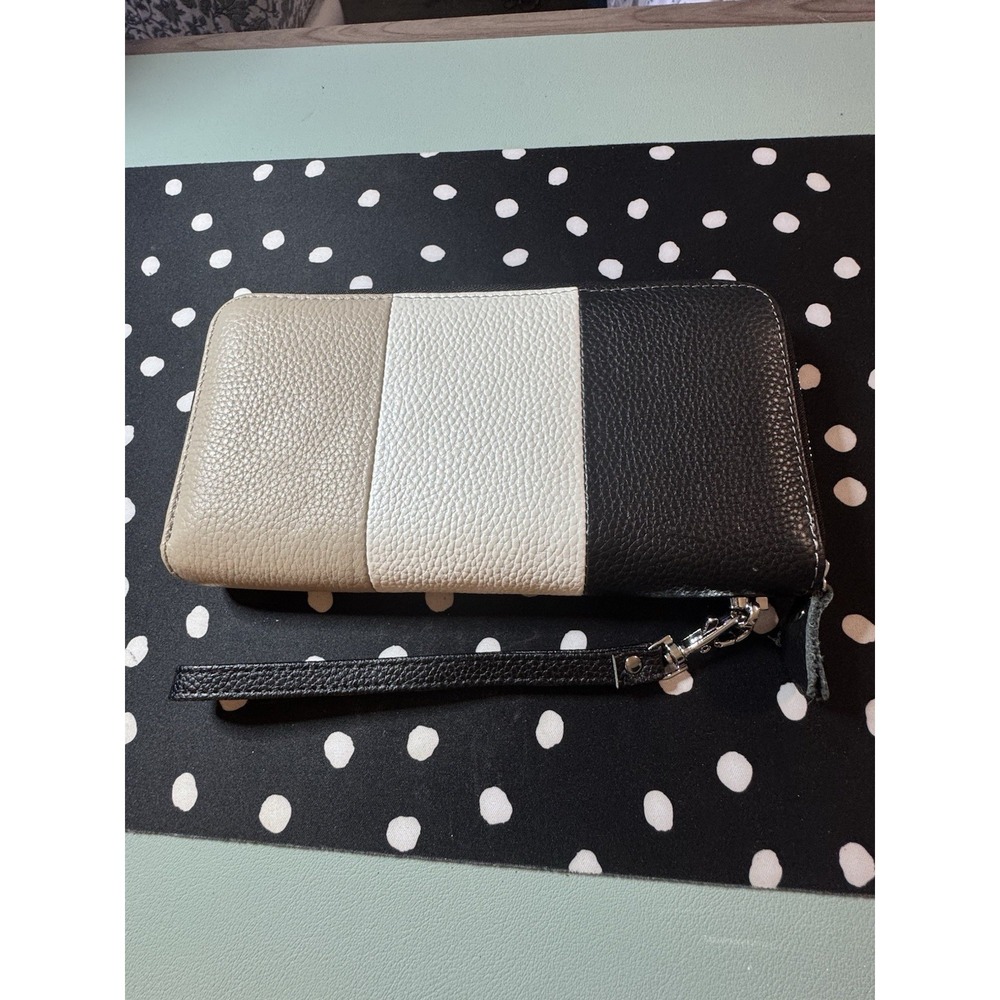 Moflycom Black White Biege Pebbled Leather Full Zip Clutch Wallet Strap NWOT